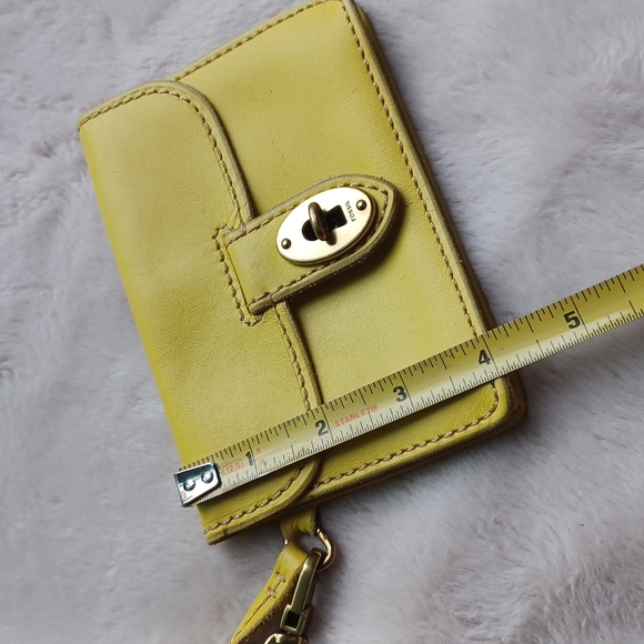 Fossil  clutch/ wallet